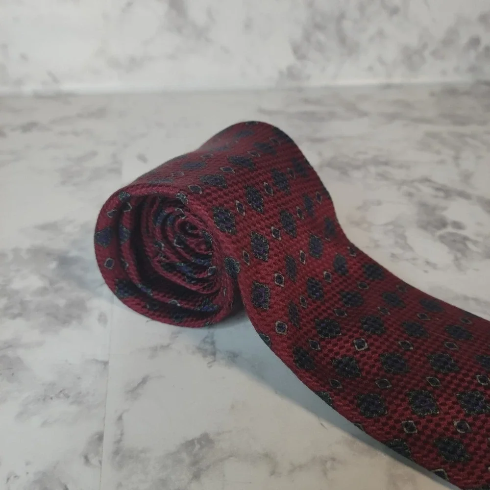 Givenchy Monsieur Silk Tie Burgundy Red Geometric Medallion‎ Pattern Mens